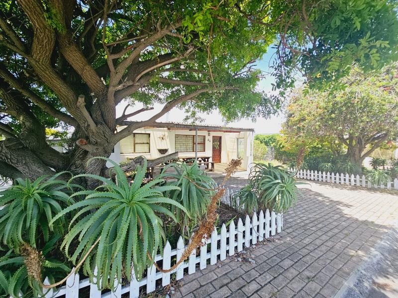 5 Bedroom Property for Sale in Kleinmond Western Cape